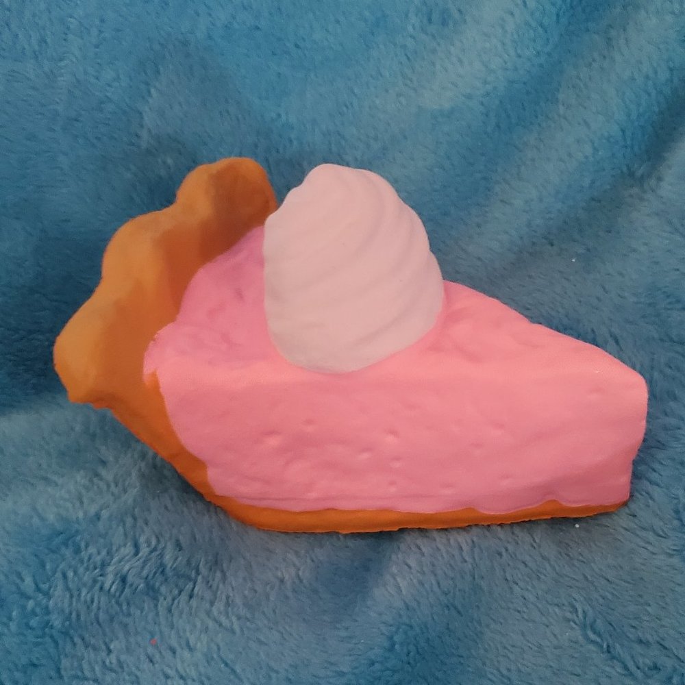 Soft'N Slo Jumbo Pie Slice Squishy